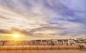 The Beach Surf Studio